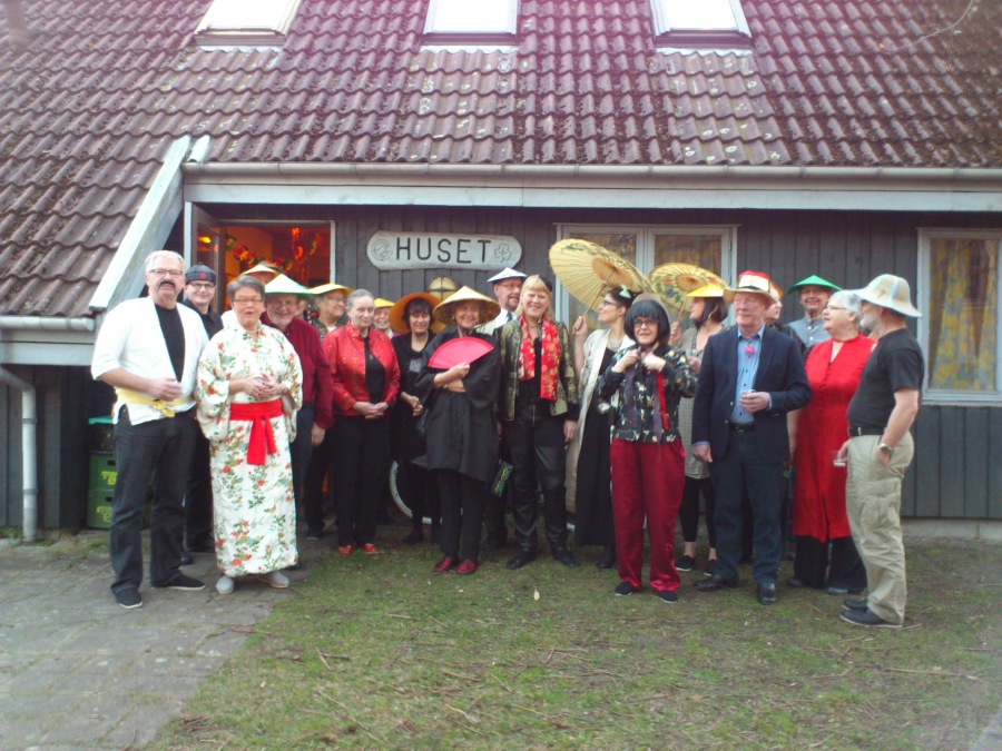 Kinesere til fødselsdag 2014 i HUSET